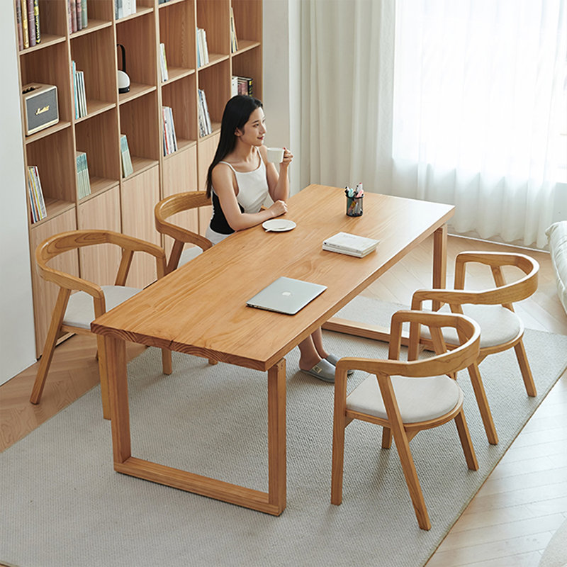 Bureau rectangulaire brun en bois massif, H 29,53 po x l 70,87 po x P 31,5 po