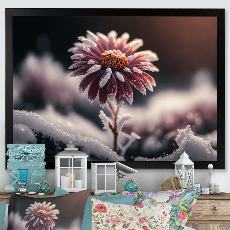 «A Blooming Pink Daisy Flower in Winter I», impression sur toile, H 12 po x l 20 po x P 1 po