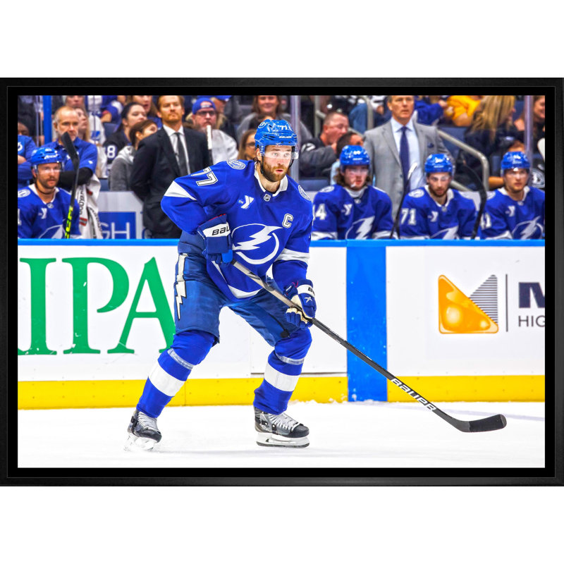 Victor Hedman 20 x 29, toile encadrée Tampa Bay Lightning