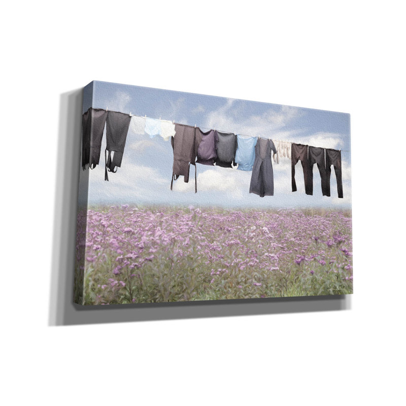 «Alven Laundry Day 2 on Canvas» par Lori Deiter, reproduction, H 12 po x l 18 po x P 0,75 po