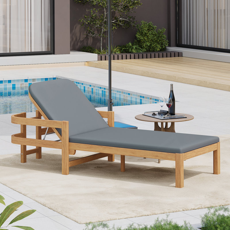Chaise longue d'extérieur en bois