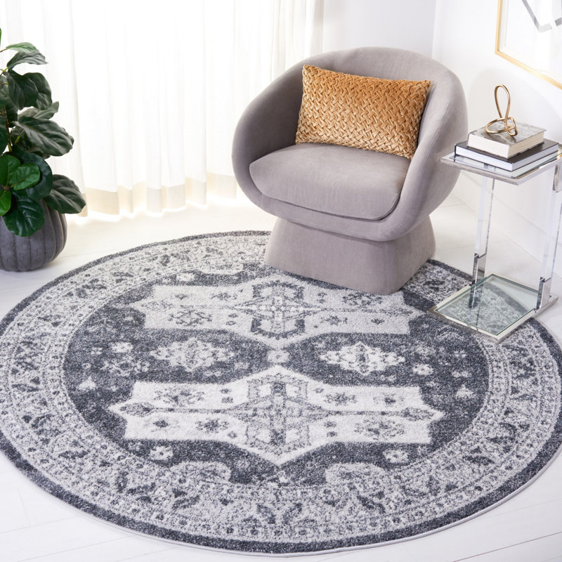 Gracie-Lou Performance Oriental Rug, Round 6'7"