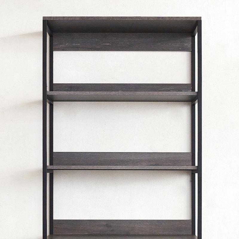 Armoire en bois et métal - Matériaux résistants à l'eau, gris, style rustique, compartiments extra profonds, isolation thermique.
