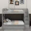 Lit simple superposé au dessus d'un lit simple avec lit gigogne et rangement-622390245