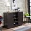 Armoire avec porte-bouteilles