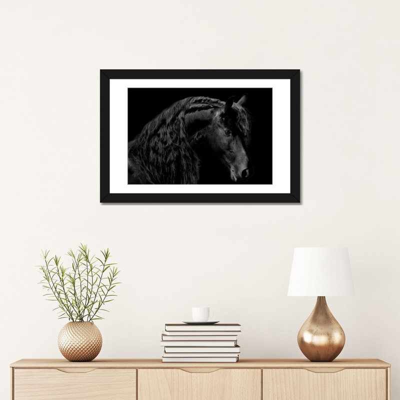«Classic Black II», impression sur toile, Papier beaux-arts encadré noir, Blanc, H 16 po x l 24 po x P 1 po
