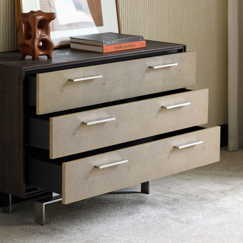 Modern Minimalist Style Accent Chest
