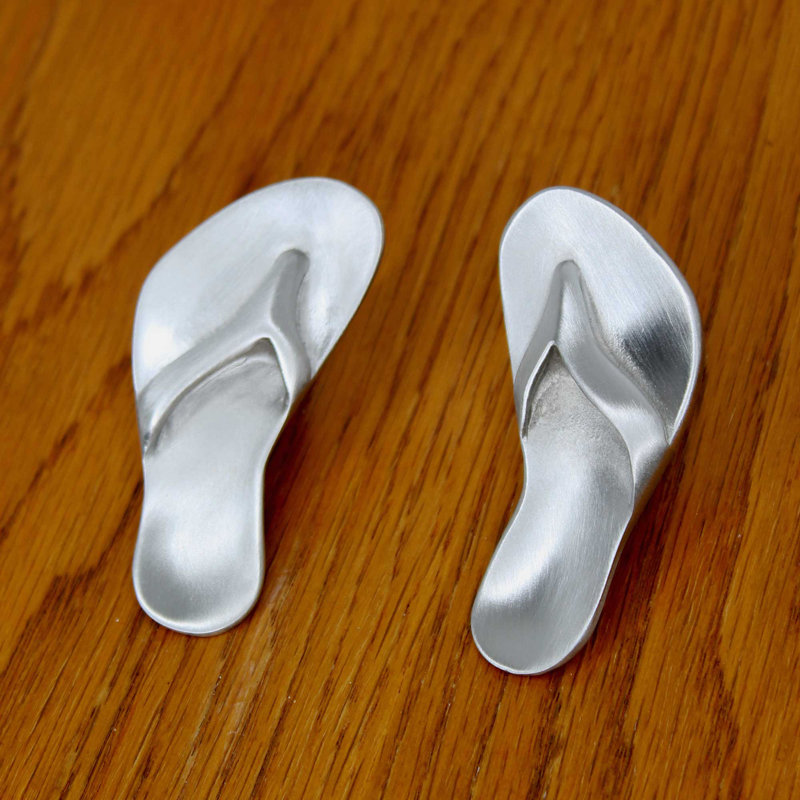 2 1/2" Left Flip Flop-Sandal Knob, Brushed Nickel
