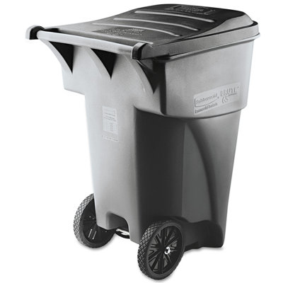 Brute&reg; Plastic Manual Lift Outdoor Trash & Recycling Bin - 95 Gallons