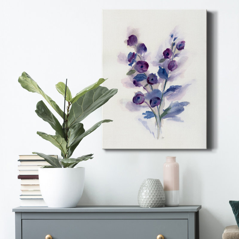 «Pretty in Purple I» par Nan - reproduction d'art sur toile tendue, H 48 po x l 36 po x P 1 po