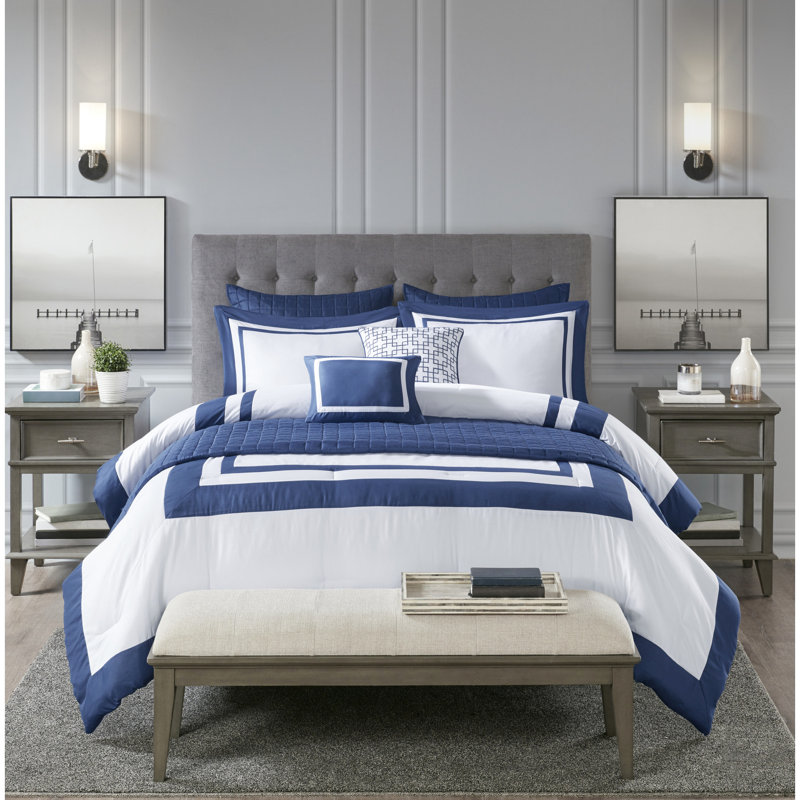 Ensemble de literie 8 pièces très grand / très grand bleu marine - édredon et courtepointe de luxe avec coussins assortis et matériaux doux