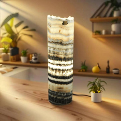 Lampe onyx à seuil écarlate
