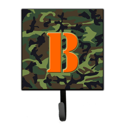 Crochet mural camo monogramme