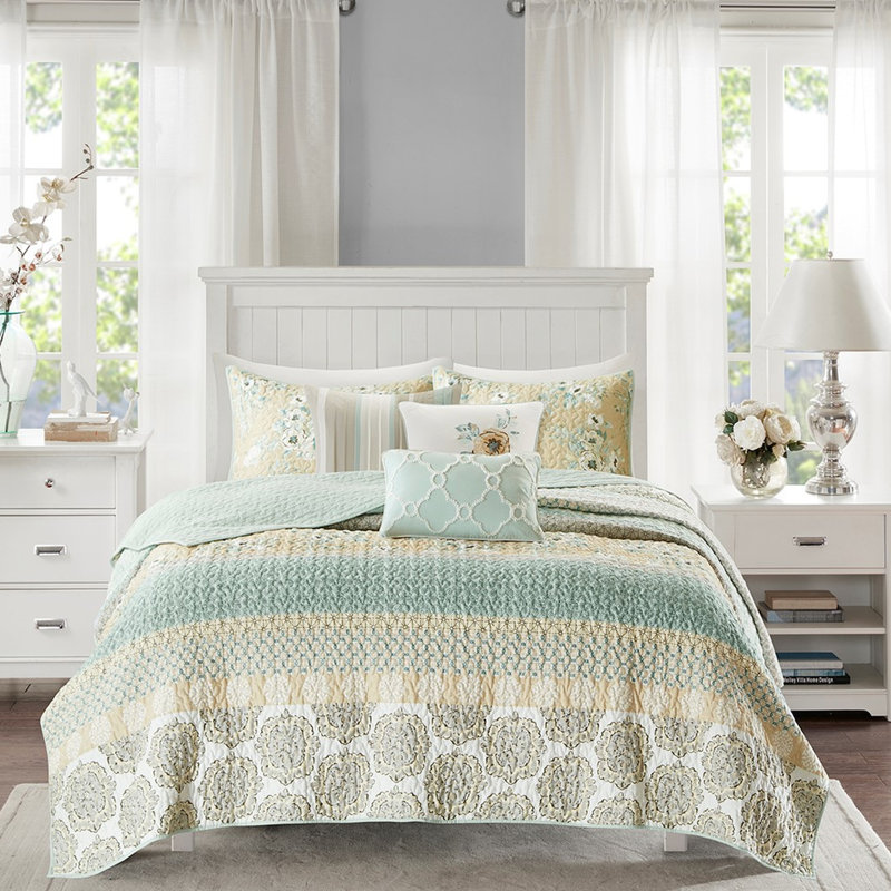 Courtepointe 6 pièces très grand / très grand avec 3 coussins décoratifs ornés