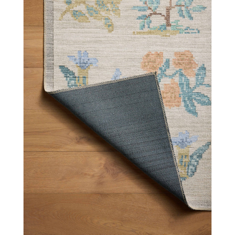 Cream Floral 5' x 7' Synthetic Area Rug