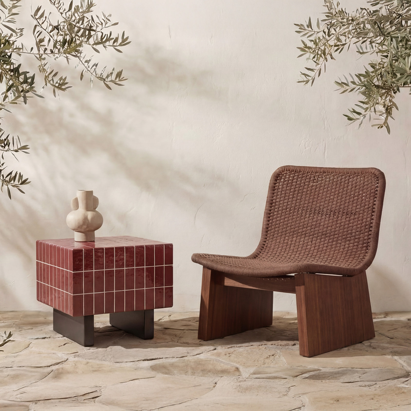 Rosie 20" Patio Side Table, Brown