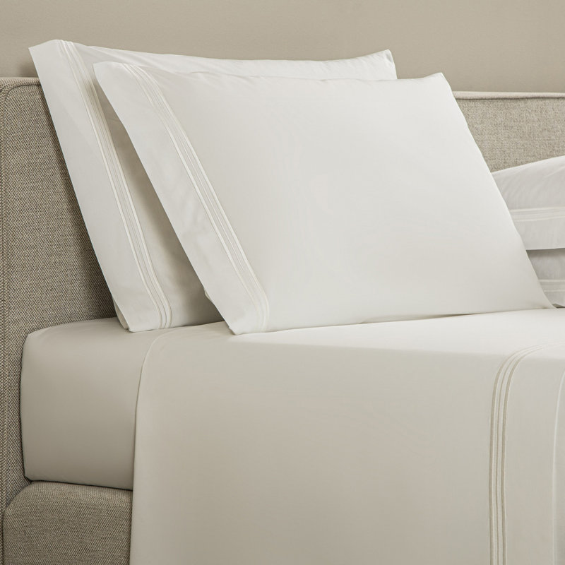 Triplo Bourdon Pillow Case, Standard, White/Milk