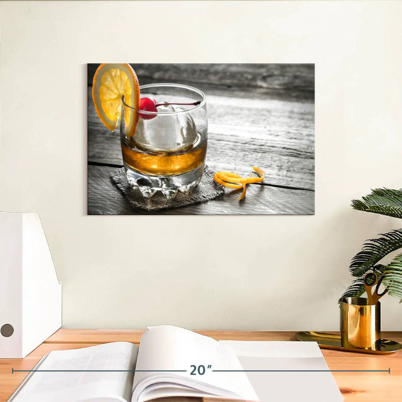 Yarlin Classic Cocktail, 8" H x 12" W