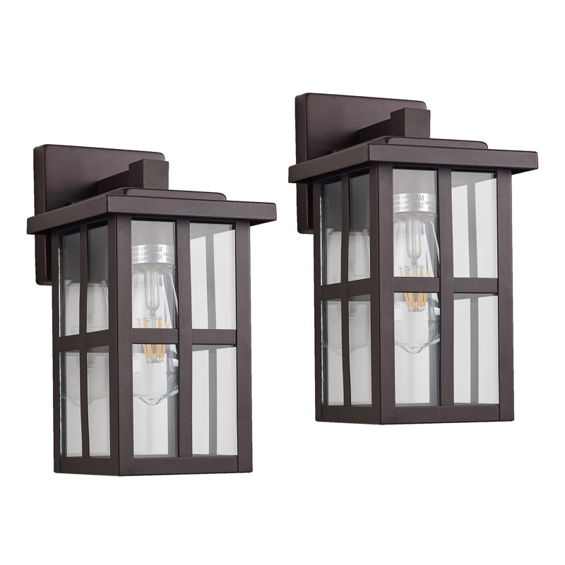 Courtland Wall Light