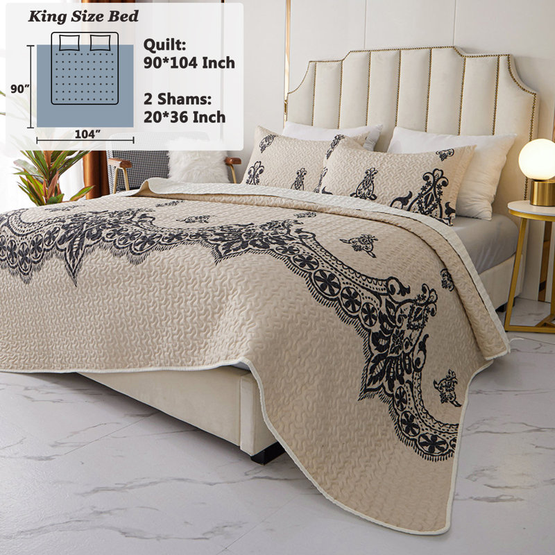 3-Piece Damask Quilt Set - Lightweight Soft Bedspread for Bedroom Decor (1 Quilt, 2 Shams), Cream Damask