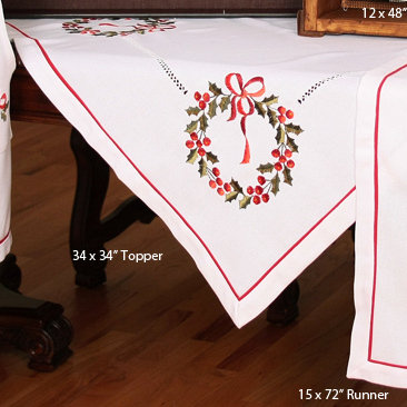 Surmatelas de table de fêtes brodéed hemstitch Country Wreath