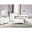 Grand lit de teinte blanche, style classique avec solution de rangement pour tiroir, quincaillerie en nickel brossé, sommier nécessaire pour le soutien, structure de cadre en bois de pin, mobilier de chambre contemporain