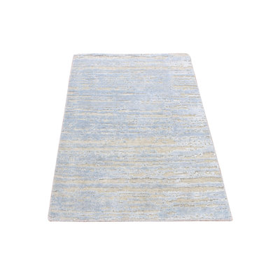 Tapis bleu nouvel âge en soie rectangulaire 2 pi x 3 pi Carmeletta