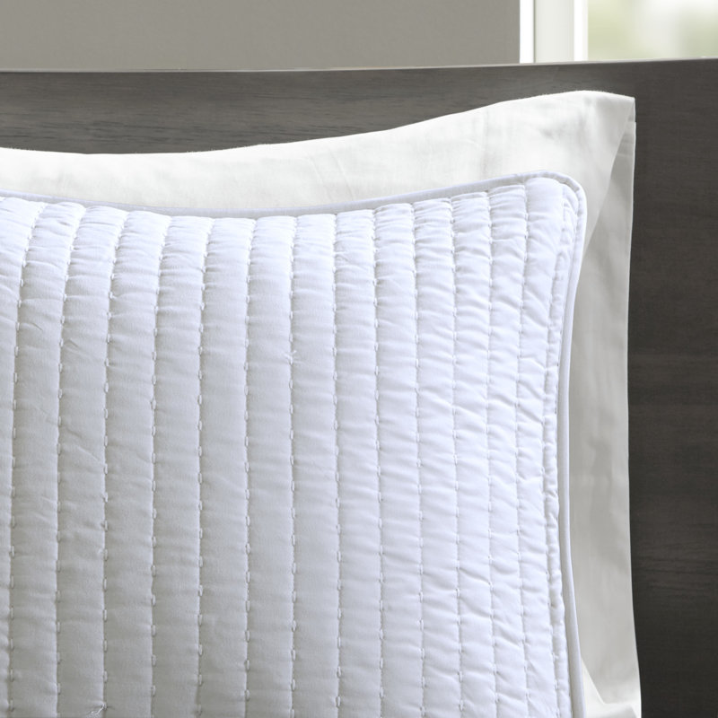 Cozy Farmhouse Full/Queen White Microfiber Reversible Quilt Set