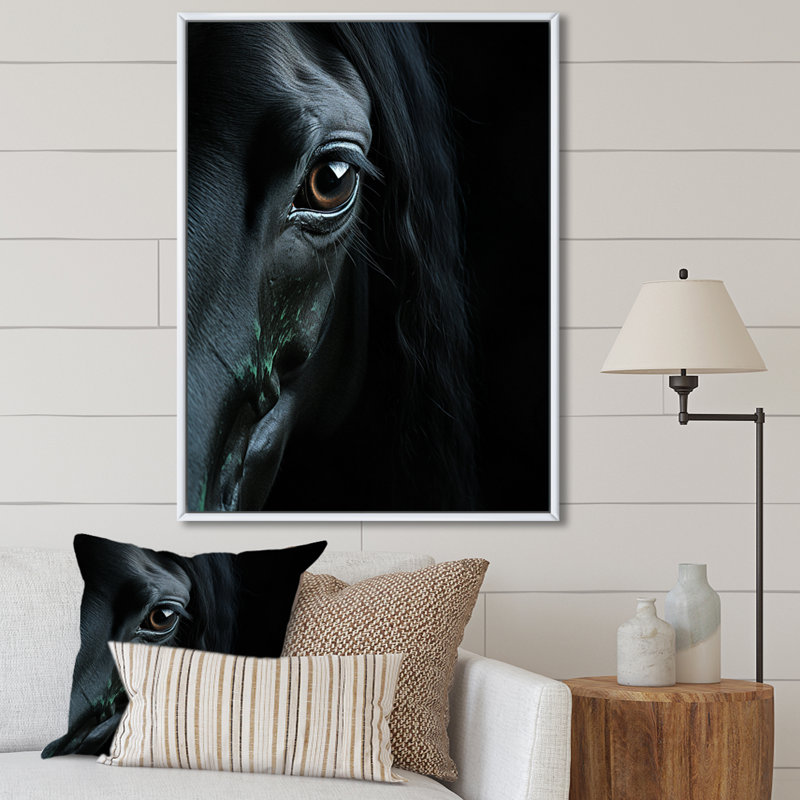 «Black Horse Mysterious Shadows - Animals», reproduction sur toile, H 32 po x l 16 po x P 1 po, Cadre flottant blanc