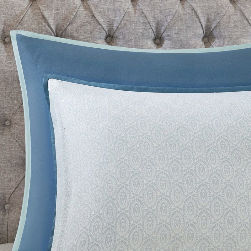 Édredon réversible en coton très grand - motif floral bleu, taies d'oreiller brodées taille médaillon, jupe de lit incluse