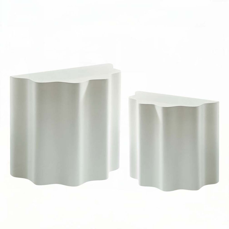Table basse en fibre de verre Wavy Edges Design