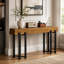Tablette de présentation de bureau, console de style moderne, longue table de canapé-424143477