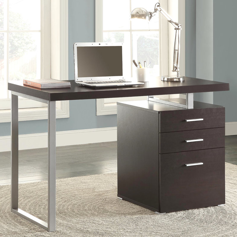 Bureau rectangulaire au fini cappuccino pour une utilisation élégante et pratique