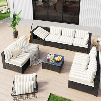  𝗣𝗿𝗲-𝗔𝘀𝘀𝗲𝗺𝗯𝗹𝗲𝗱 𝗖𝗵𝗮𝗶𝗿𝘀, Ensemble de conversation modulaire en rotin pour 8 personnes avec table basse et foyer d'extérieur