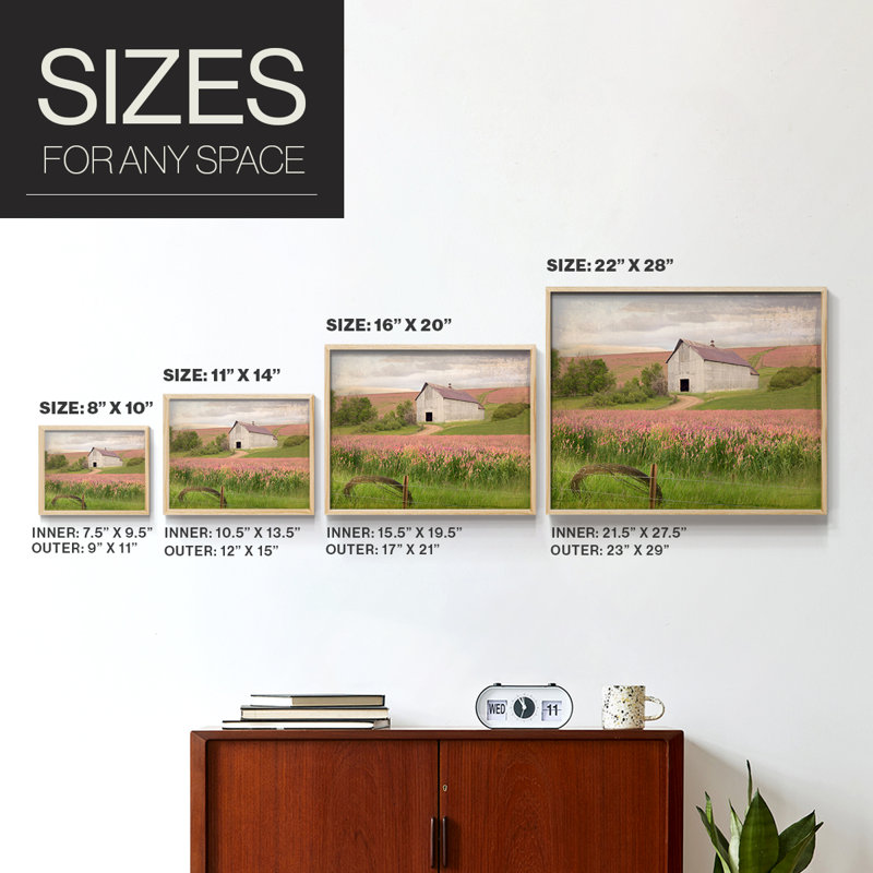 Eden Barn in Flower Fields - Reproduction encadrée - Restickable, Naturel, H 11 po x l 14 po