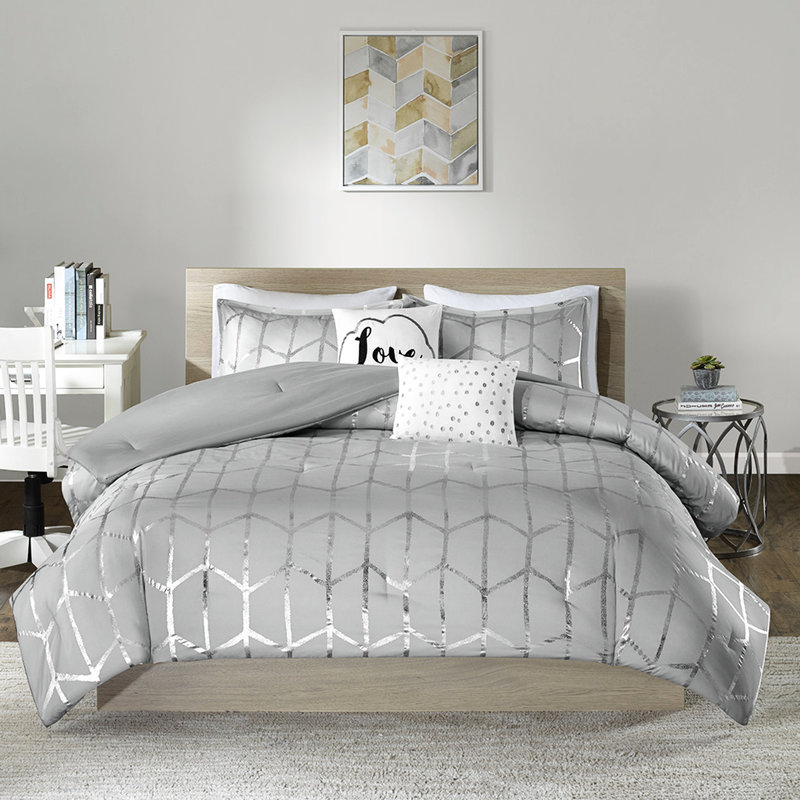 Twin/Twin Xl Comforter With Grey And Metallic Printed Captivating Sheets Classy Bedspread