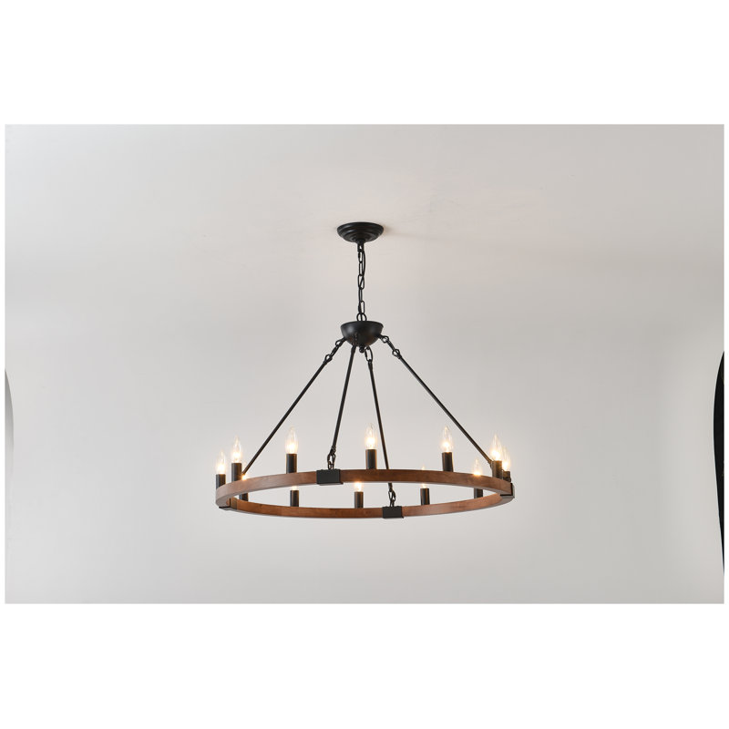 Lustre en roue de chariot 31,5 po noir mat et bois - Luminaire suspendu 12 lumières
