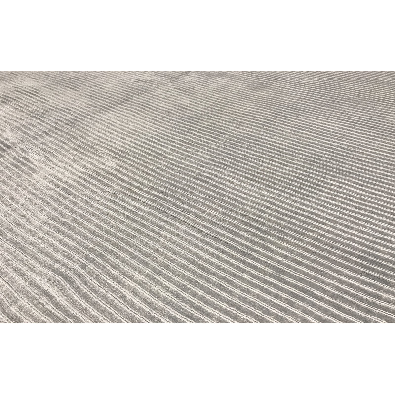 Hand-Knotted High-Quality Gray Area Rug