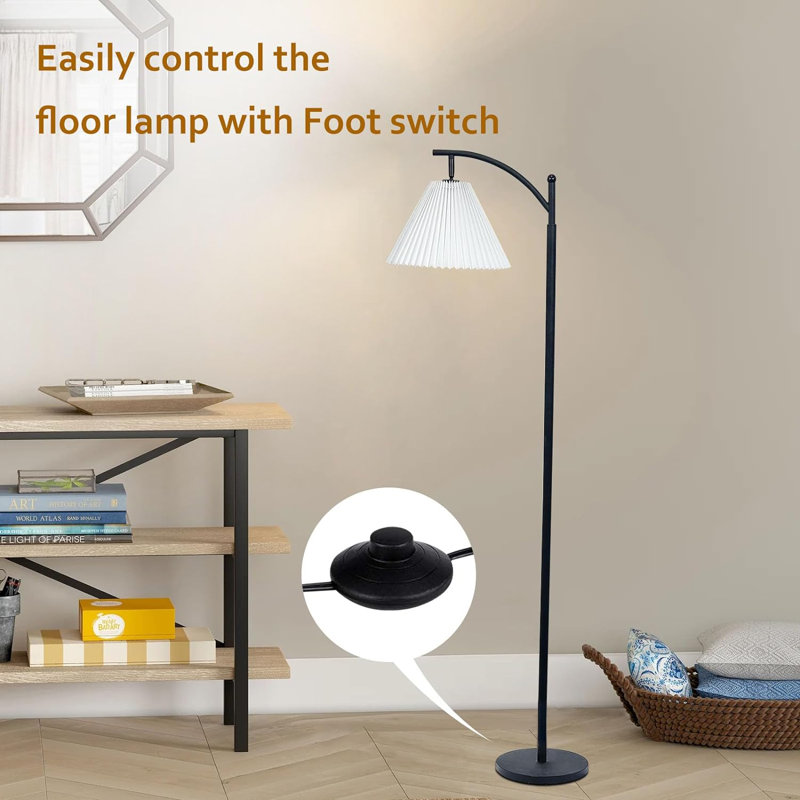 Rukshana Traditional Floor Lamp