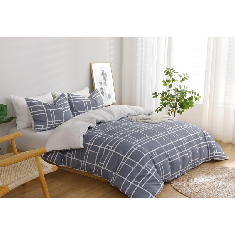 Microfibre Geometric Shapes Duvet Cover, Grey & White Geometric Shapes
