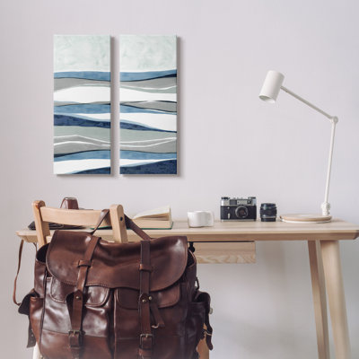 «Abstract Abstract Striped Flowing Waves Motif» par Janet Tava - peinture sur toile tendue 2 pièces