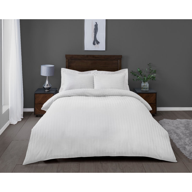 Jekhi Polyester Striped Duvet Cover Set with Pillowcases, White, Double - 2 Standard Pillowcases