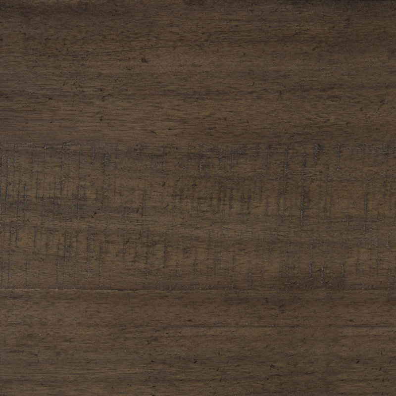 Ensemble de 2 chaises d'appoint en bois de conception contemporaine, idéales pour les espaces de salle à manger modernes et les réceptions élégantes.