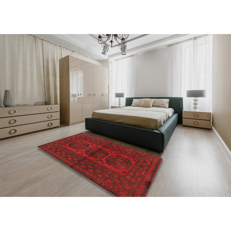 Tapis traditionnel rouge / noir Eudia, Rectangle 5 pi x 8 pi