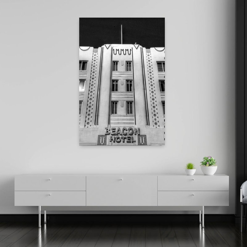Beacon Hotel, architecture géométrique, art urbain, H 60 po x l 40 po