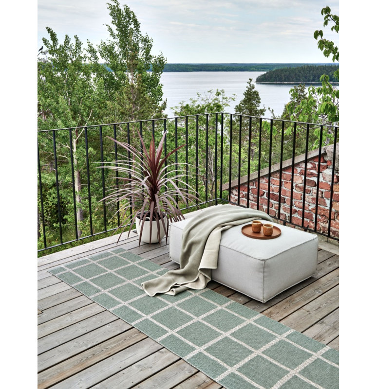 Ada Geometric Area Rug in Gray/Ivory, Runner 2'3" x 7'6"