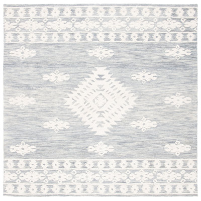 Hand Tufted Wool/Cotton Southwestern Rug in Light Gray