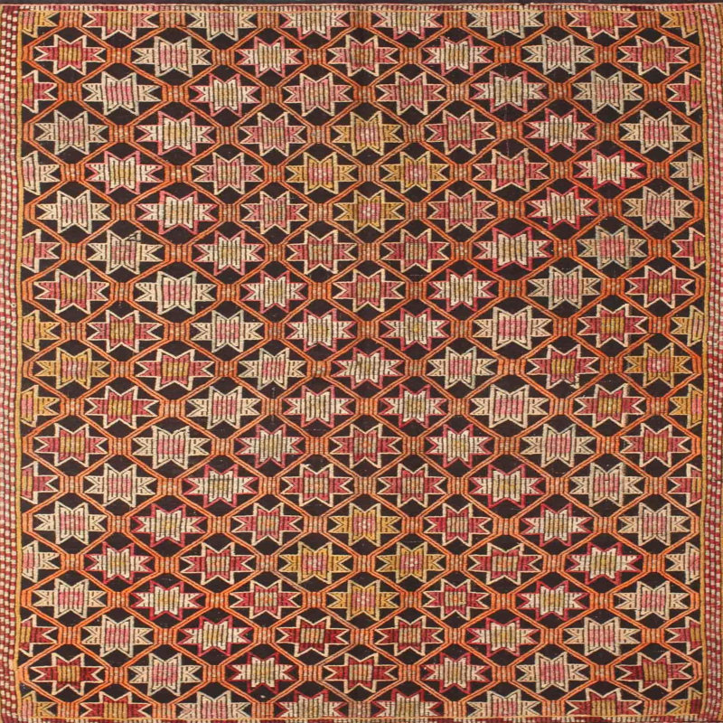 Tapis brun contemporain, Carré 5 pi