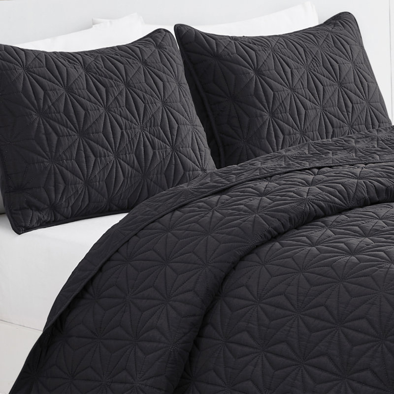 Kaleidoscope Cotton Blend Reversible 3 Piece Quilt Set, Iron, Full/Queen Quilt + 2 Standard Shams