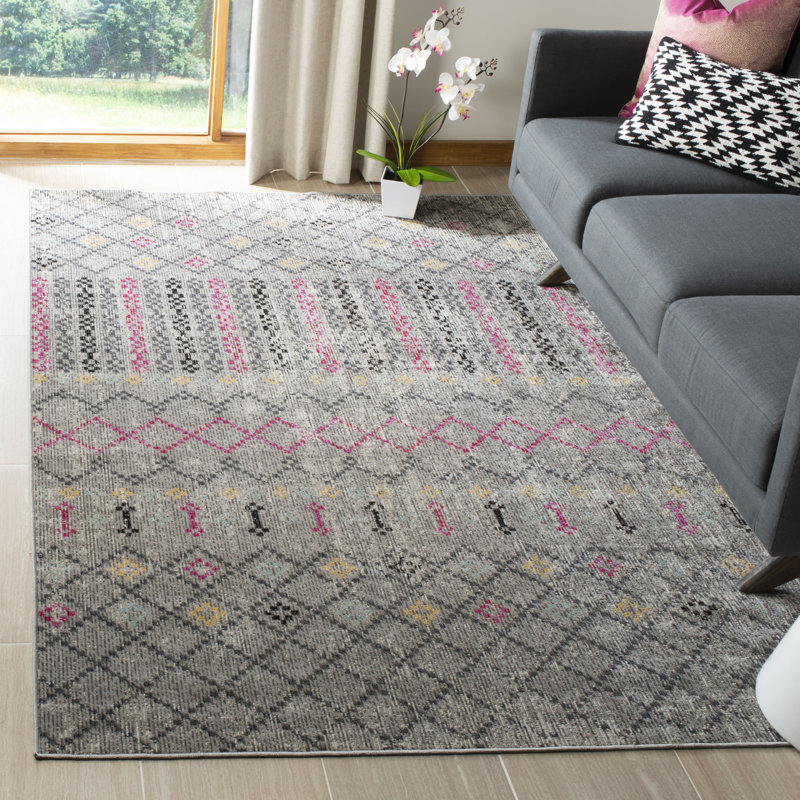 Montage Performance Geometric Rug, Rectangle 4' x 6'